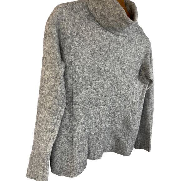 Aritzia The Group Community Plutarch Wool & Yak Gray Turtleneck Sweater Size S - Picture 4 of 10